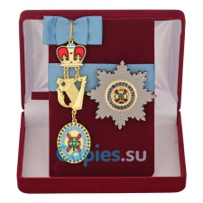 Знак и звезда ордена Святого Патрика в подарочном футляре - Великобритания