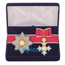 Знак и звезда ордена Британской империи в подарочном футляре. Великобритания